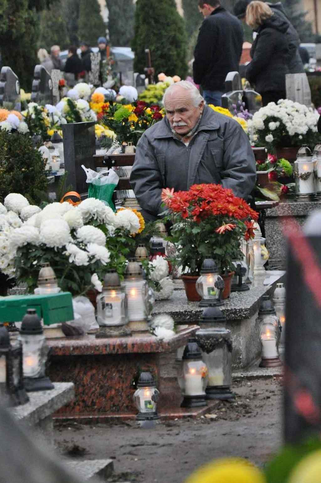 Prochowice - uroczystości Wszystkich Świętych