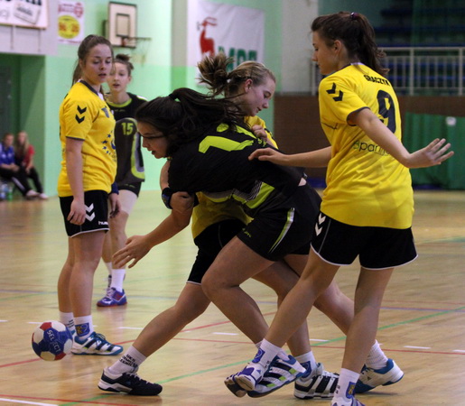 KPR Jelenia Góra - UKS Dziewiątka Legnica 19:17