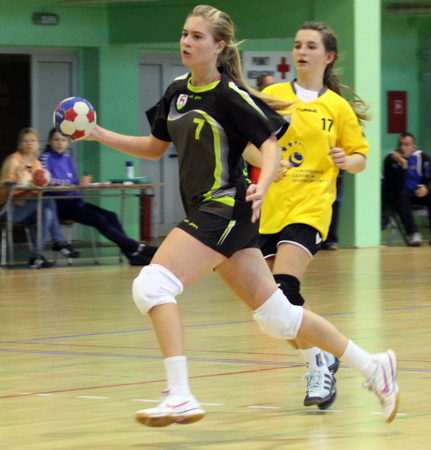 KPR Jelenia Góra - UKS Dziewiątka Legnica 19:17