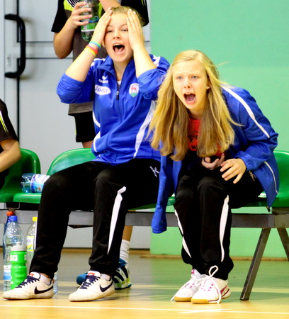 KPR Jelenia Góra - UKS Dziewiątka Legnica 19:17