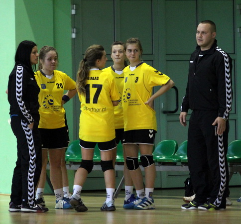 KPR Jelenia Góra - UKS Dziewiątka Legnica 19:17