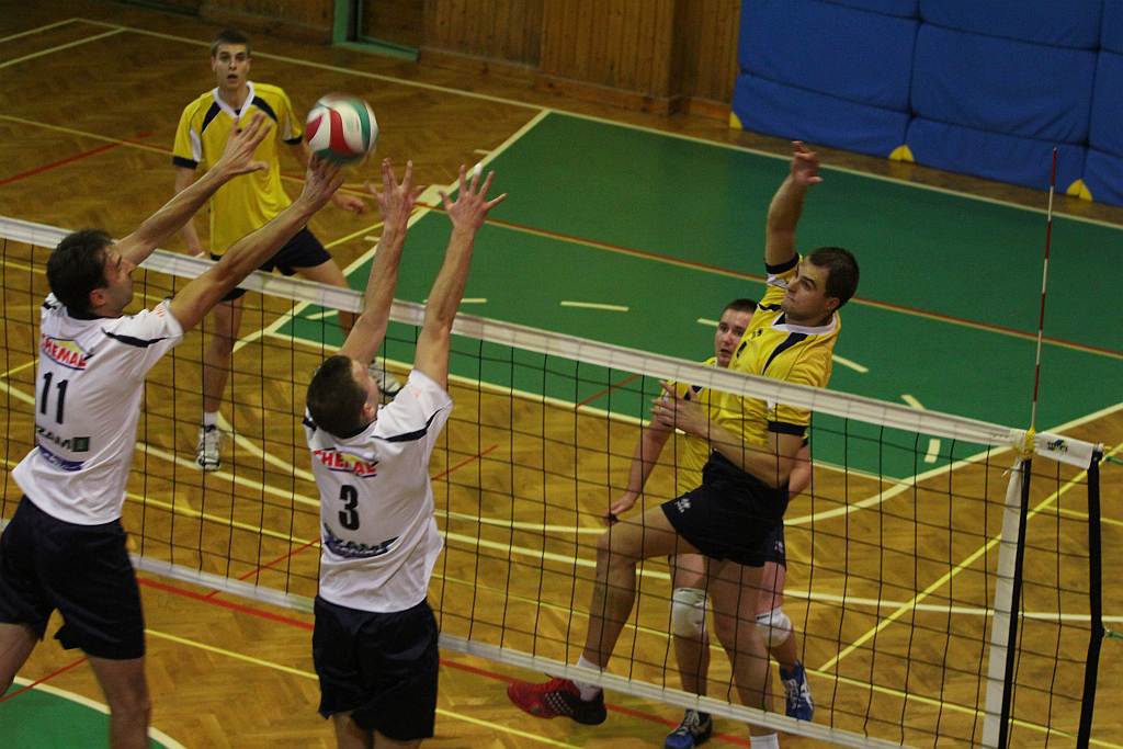 Ikar Legnica- MKS Rosiek Syców
