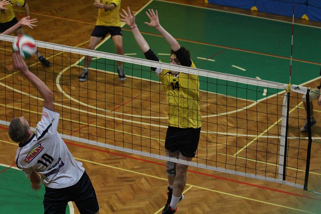 Ikar Legnica- MKS Rosiek Syców