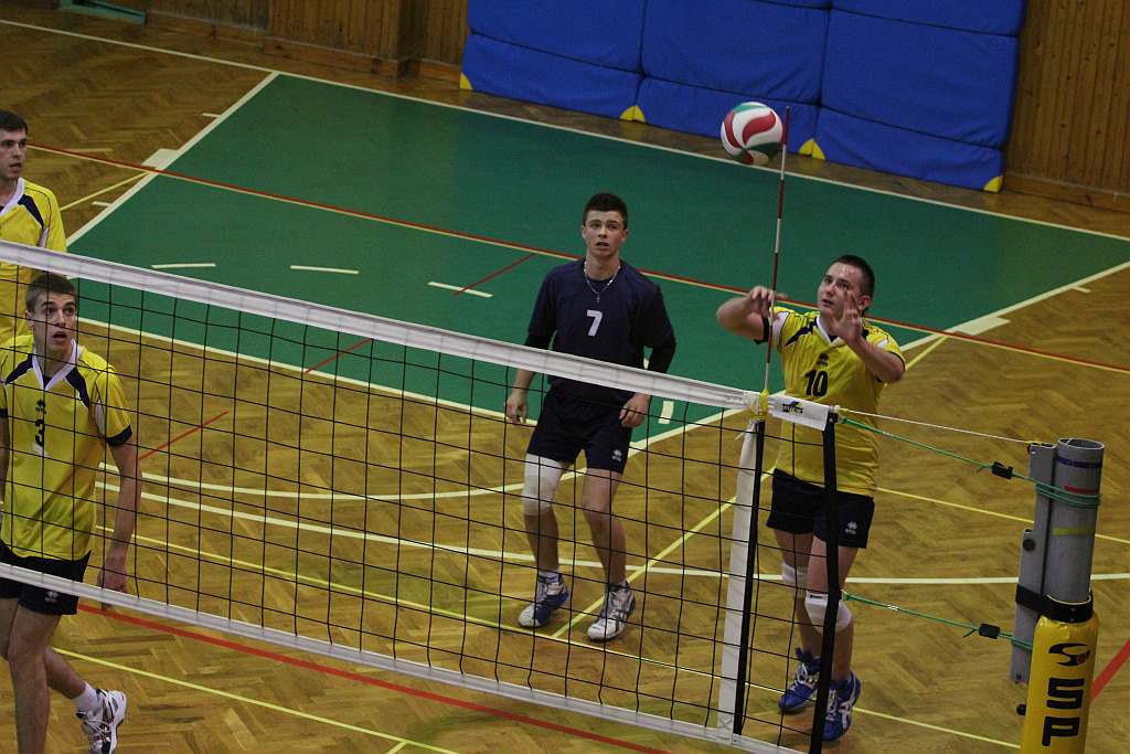 Ikar Legnica- MKS Rosiek Syców