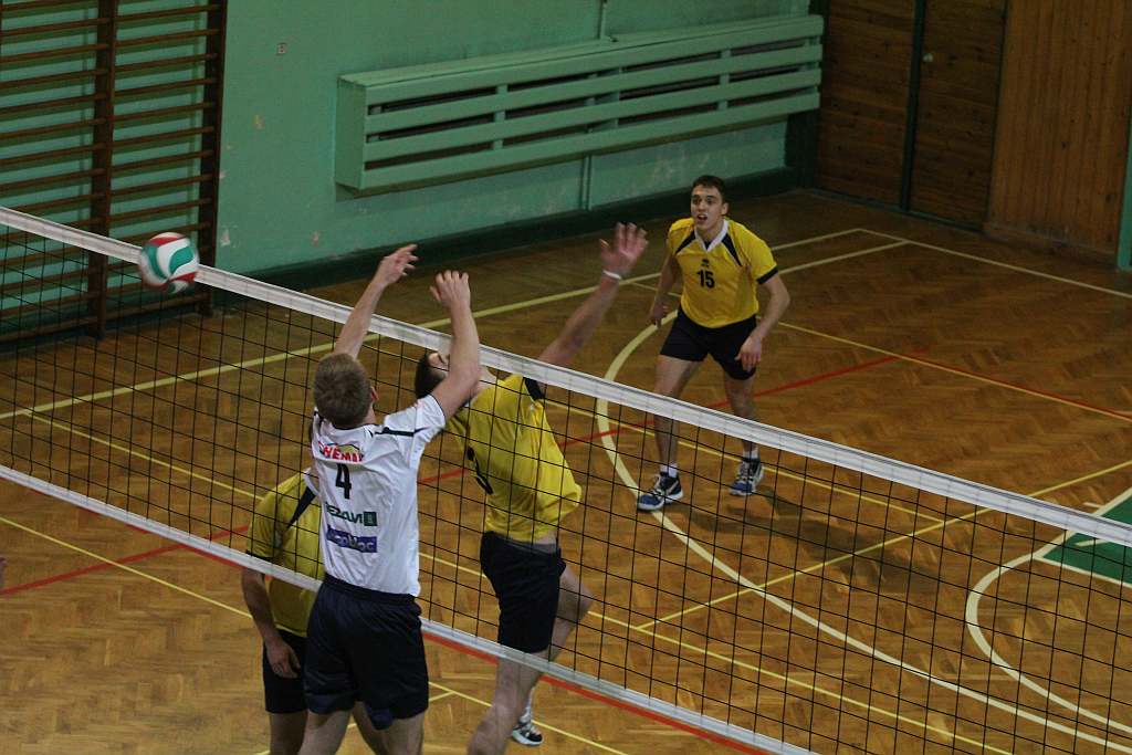 Ikar Legnica- MKS Rosiek Syców