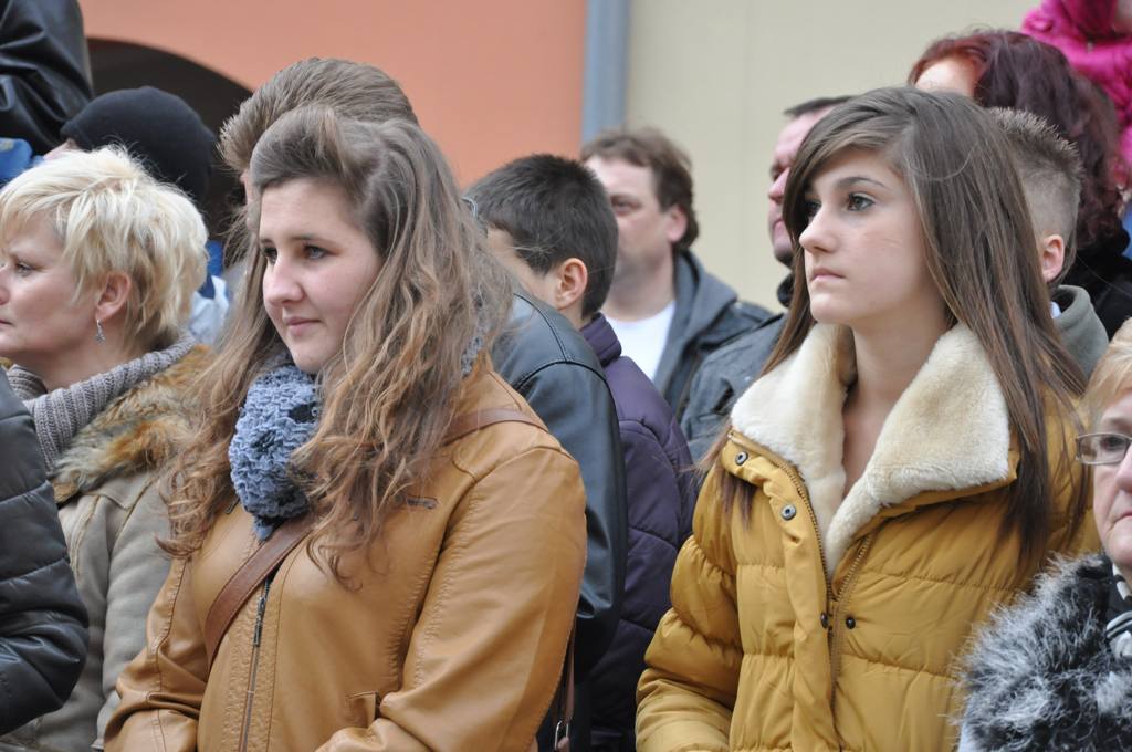 Uczniowie klas mundurowych ślubowali w Rynku