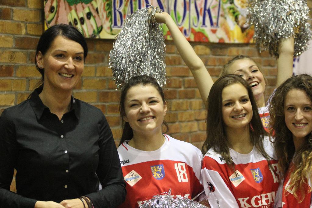 Występ zespołu FLESZ podczas meczu Siódemki