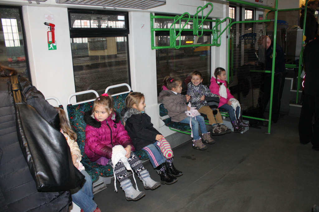 Niespodzianka dla maluchów na Dzień Kolejarza