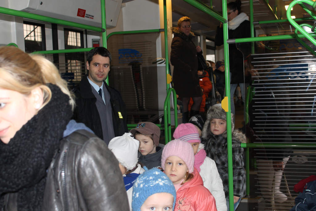 Niespodzianka dla maluchów na Dzień Kolejarza