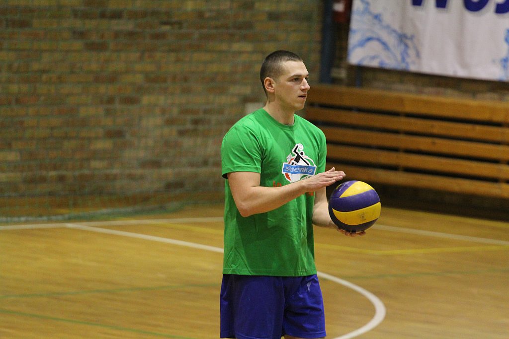 MSPR Siódemka Legnica kontra MultiBank