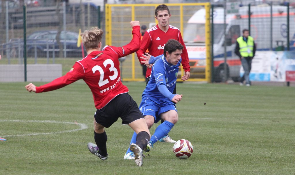 Miedź Legnica - Dolcan Ząbki 3:2