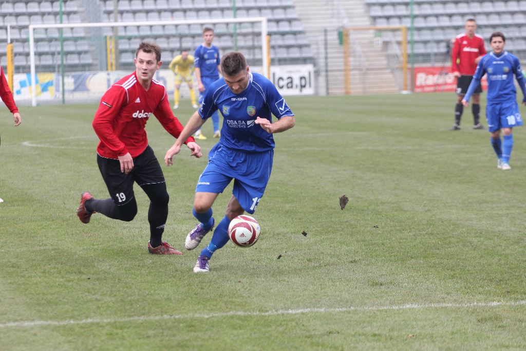Miedź Legnica - Dolcan Ząbki 3:2