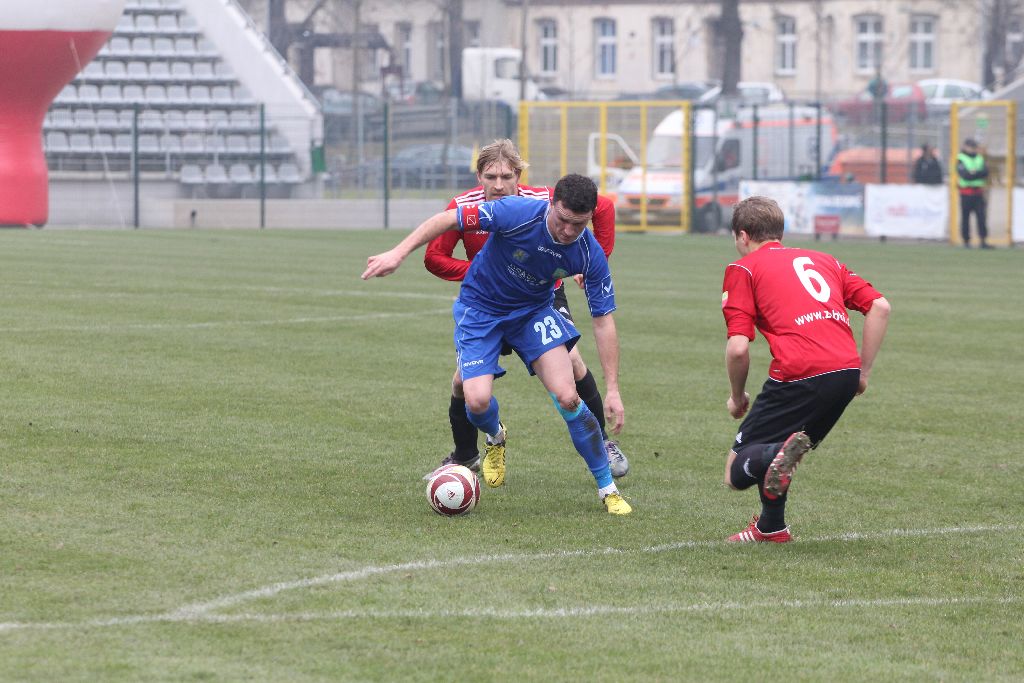 Miedź Legnica - Dolcan Ząbki 3:2