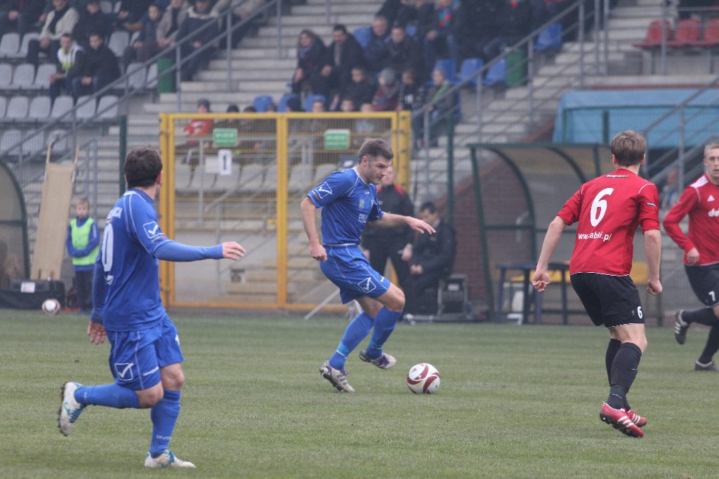 Miedź Legnica - Dolcan Ząbki 3:2