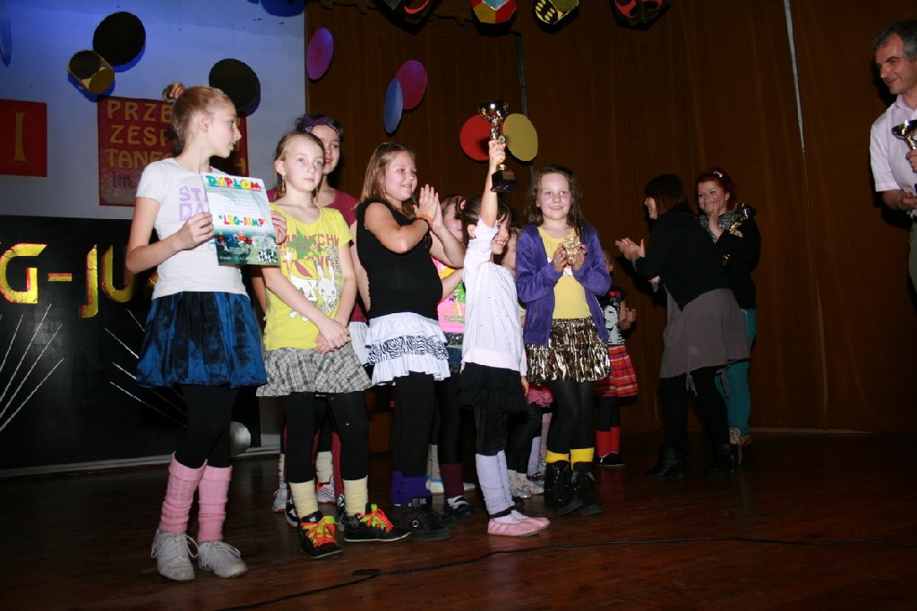  LEG-JUMP 2012 w DK Atrium