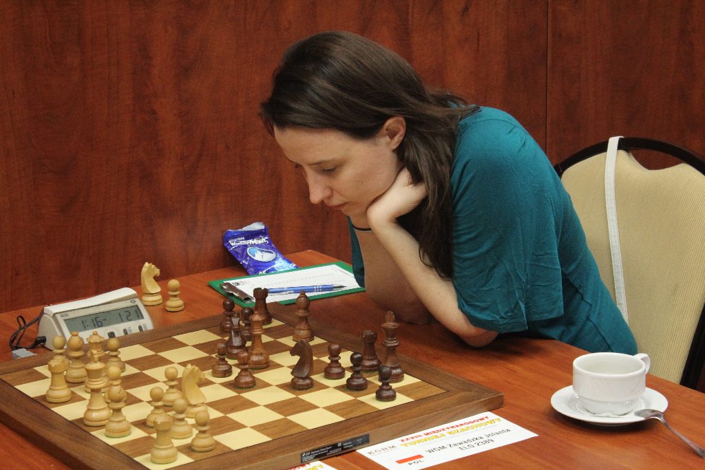 Zawodnik Miedzi prowadzi w szachowym turnieju