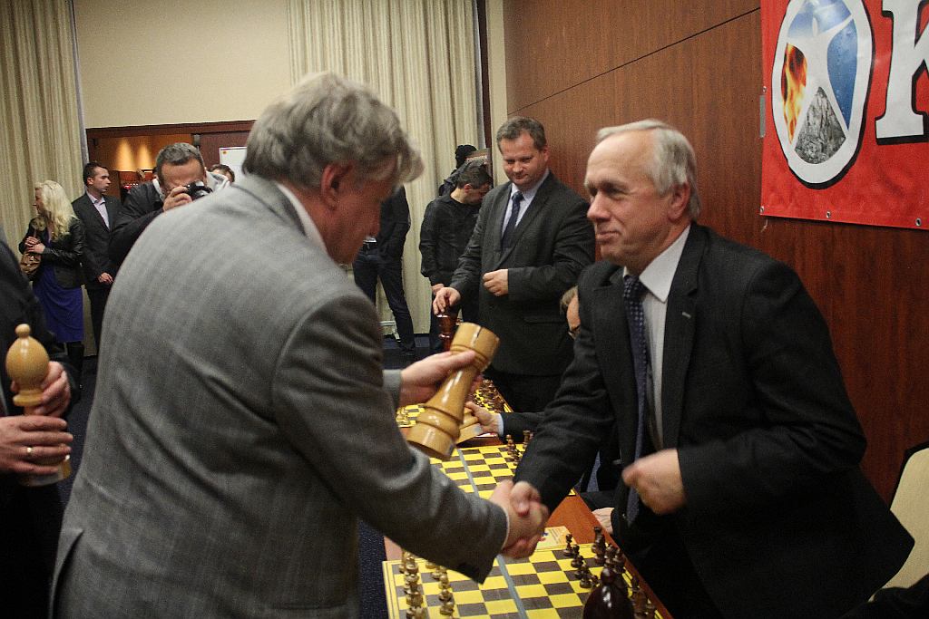 Symultana szachowa z arcymistrzem