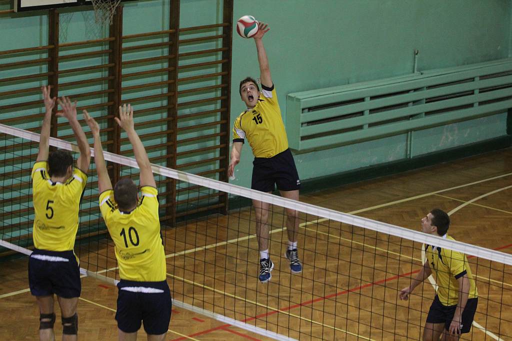 Ikar Legnica – Olimpia Kowary 3:0