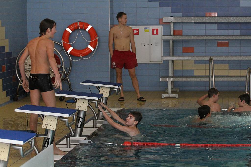 Międzynarodowy Halowy Turniej Mikołajkowy w Piłce Nożnej cz2