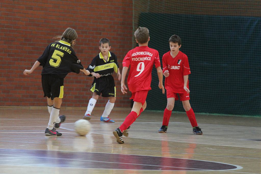 Międzynarodowy Halowy Turniej Mikołajkowy w Piłce Nożnej cz1