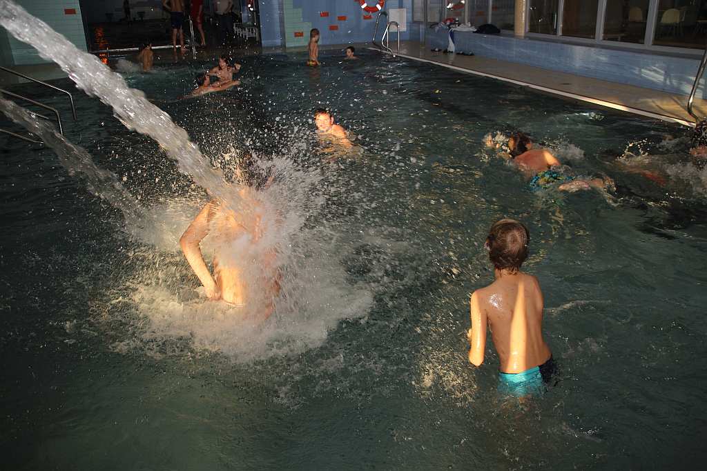 Międzynarodowy Halowy Turniej Mikołajkowy w Piłce Nożnej cz2