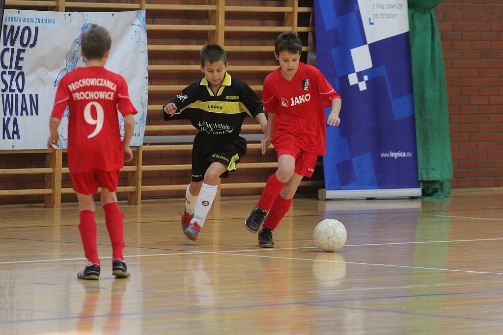 Międzynarodowy Halowy Turniej Mikołajkowy w Piłce Nożnej cz1