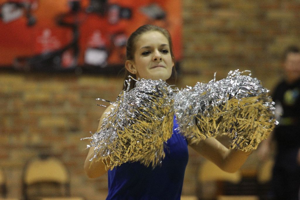 Występ zespołu FLESZ podczas meczu Siódemki