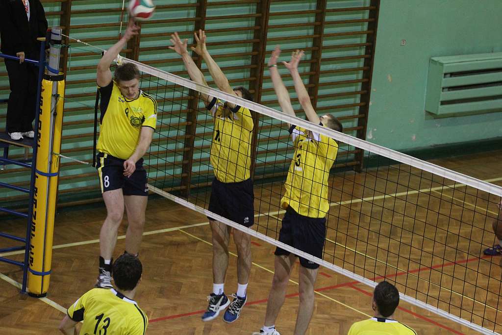 Ikar Legnica – Olimpia Kowary 3:0