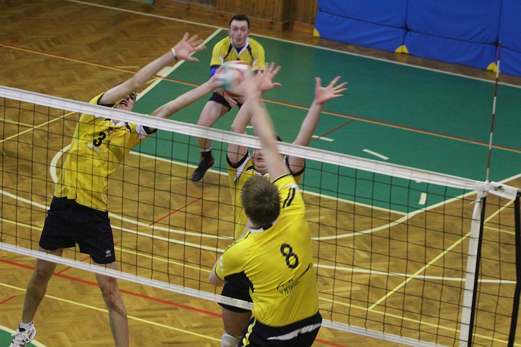 Ikar Legnica – Olimpia Kowary 3:0