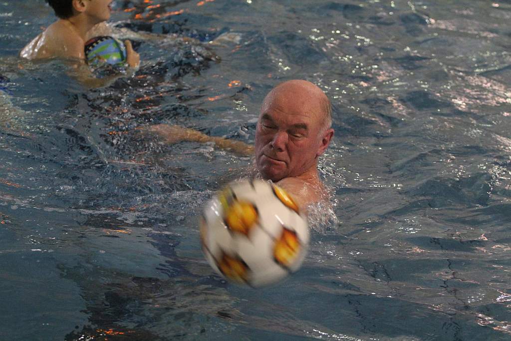 Międzynarodowy Halowy Turniej Mikołajkowy w Piłce Nożnej cz2