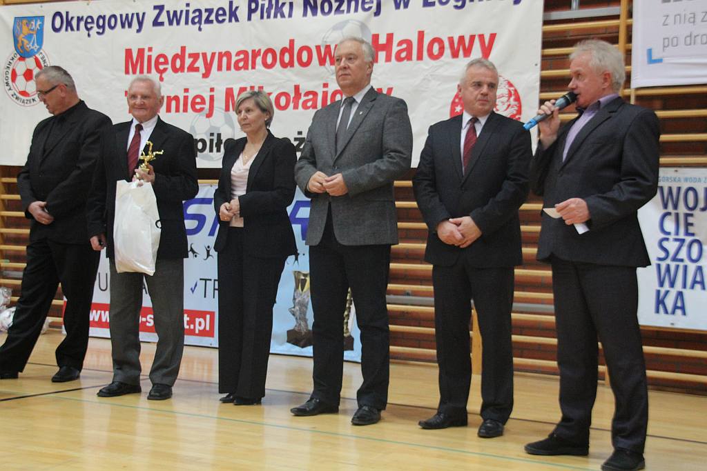 Międzynarodowy Halowy Turniej Mikołajkowy w Piłce Nożnej cz4