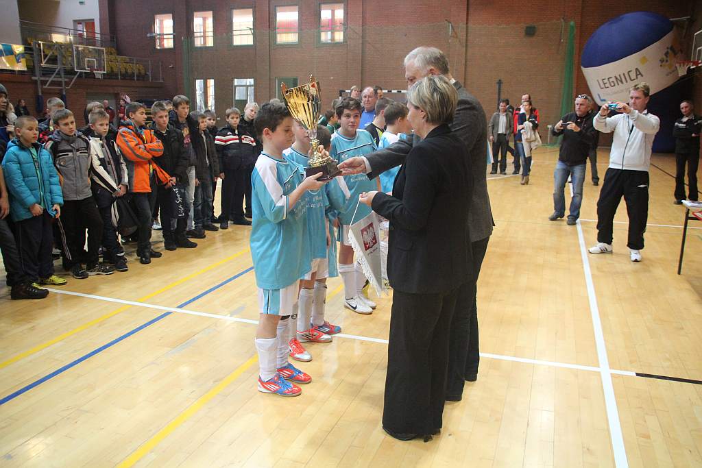 Międzynarodowy Halowy Turniej Mikołajkowy w Piłce Nożnej cz4