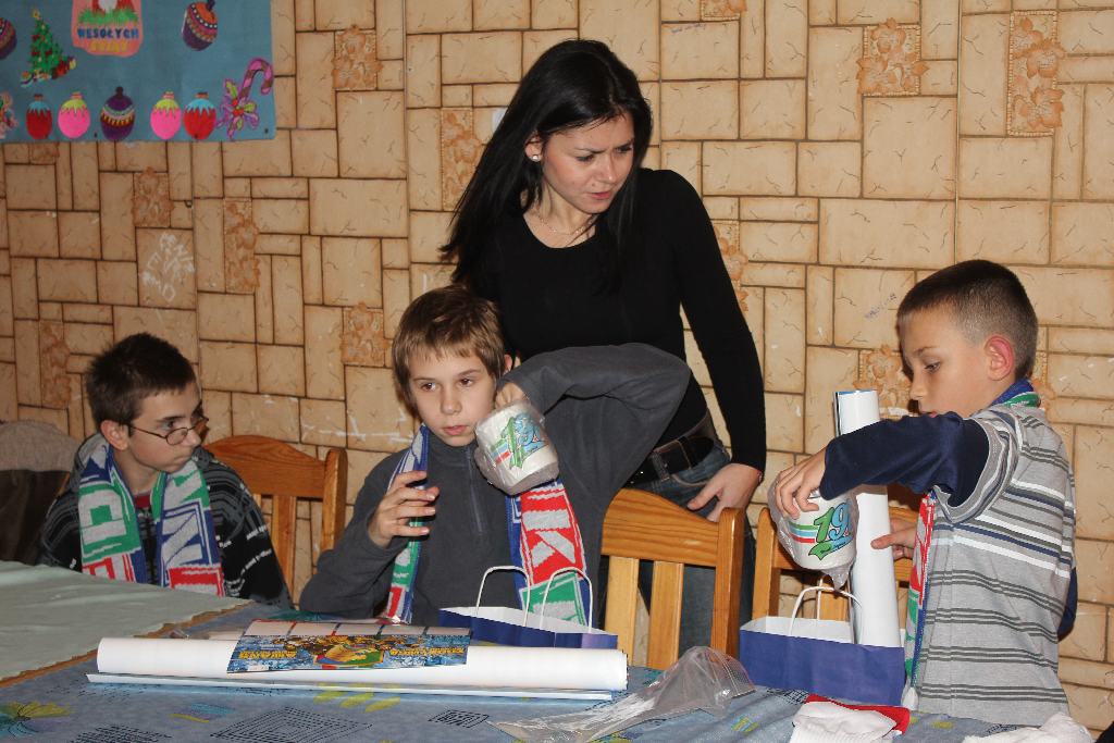 Piłkarze Miedzi w Domu Dziecka