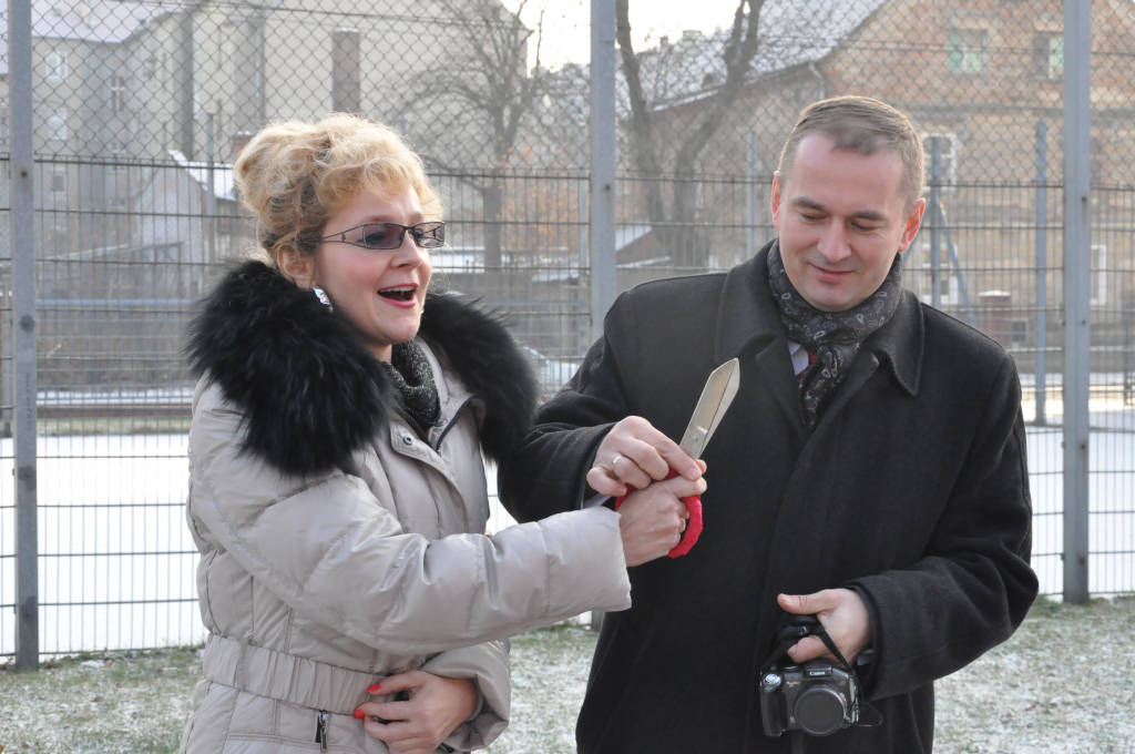 Mikołaj sprezentował plac zabaw uczniom SP nr 1