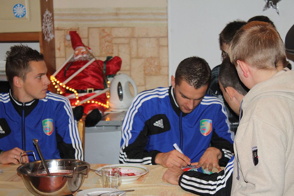 Piłkarze Miedzi w Domu Dziecka