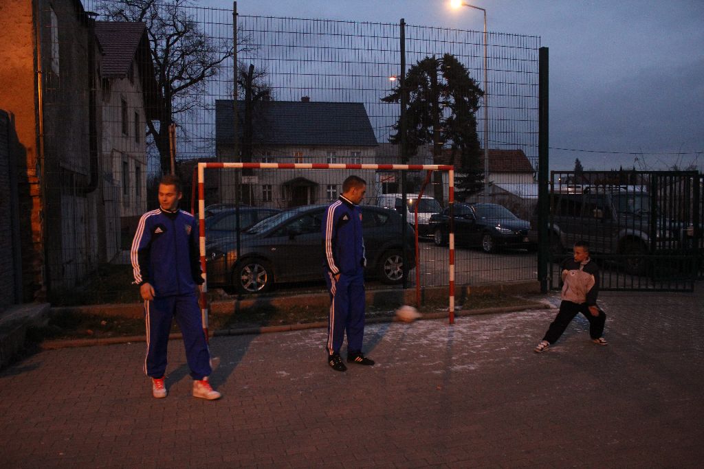 Piłkarze Miedzi w Domu Dziecka