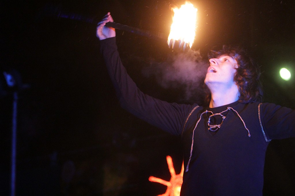 Występ grupy Teatru Avatar