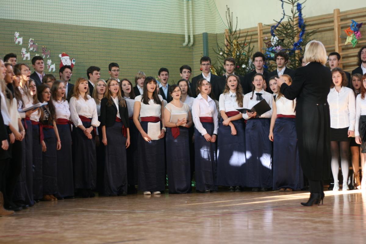 Koncert charytatywny w VI LO - cz2