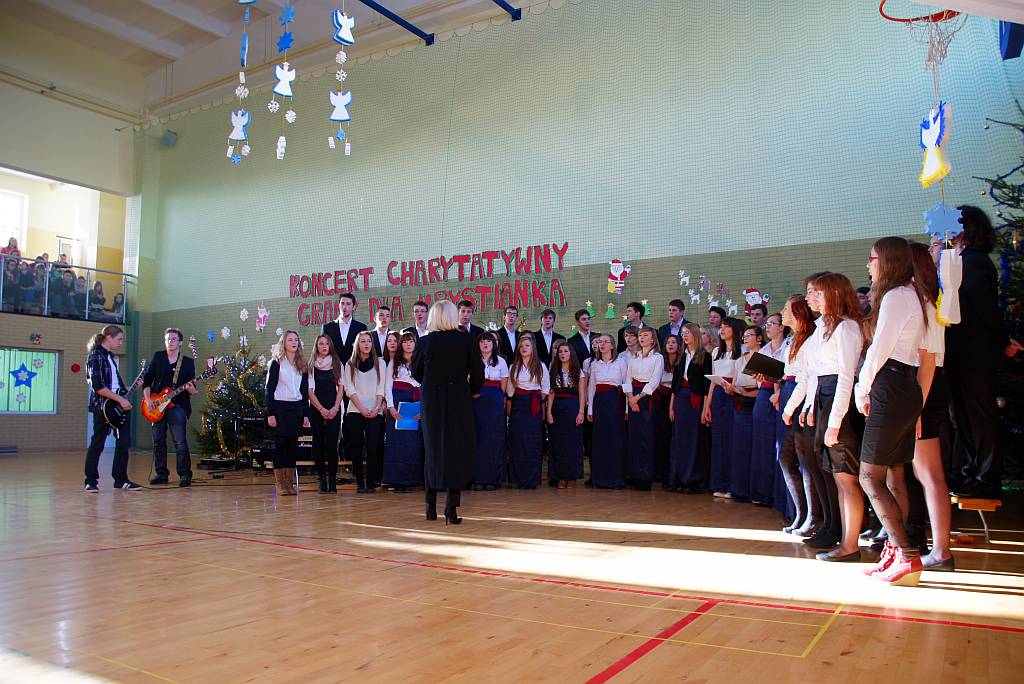 Koncert charytatywny w VI LO - cz1