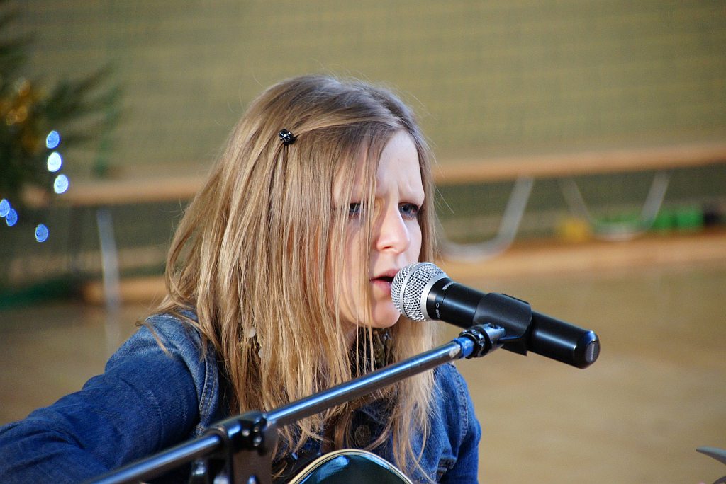 Koncert charytatywny w VI LO - cz1