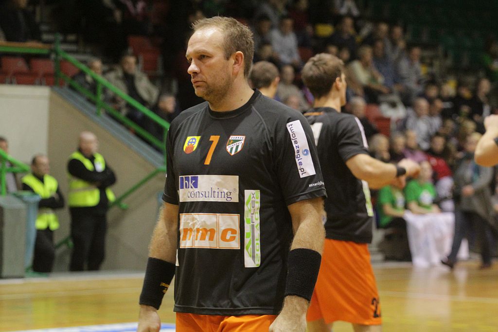 Porażka Siódemki Miedź z Powenem Zabrze