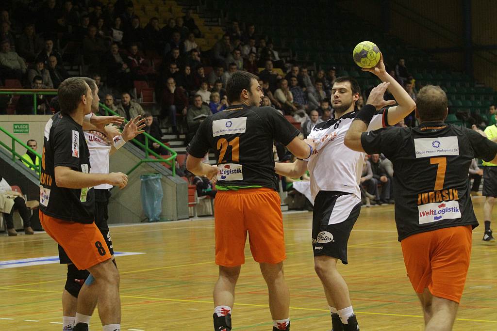Porażka Siódemki Miedź z Powenem Zabrze
