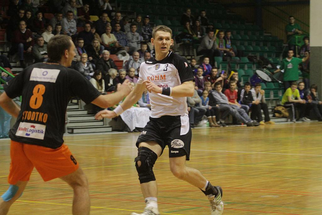 Porażka Siódemki Miedź z Powenem Zabrze