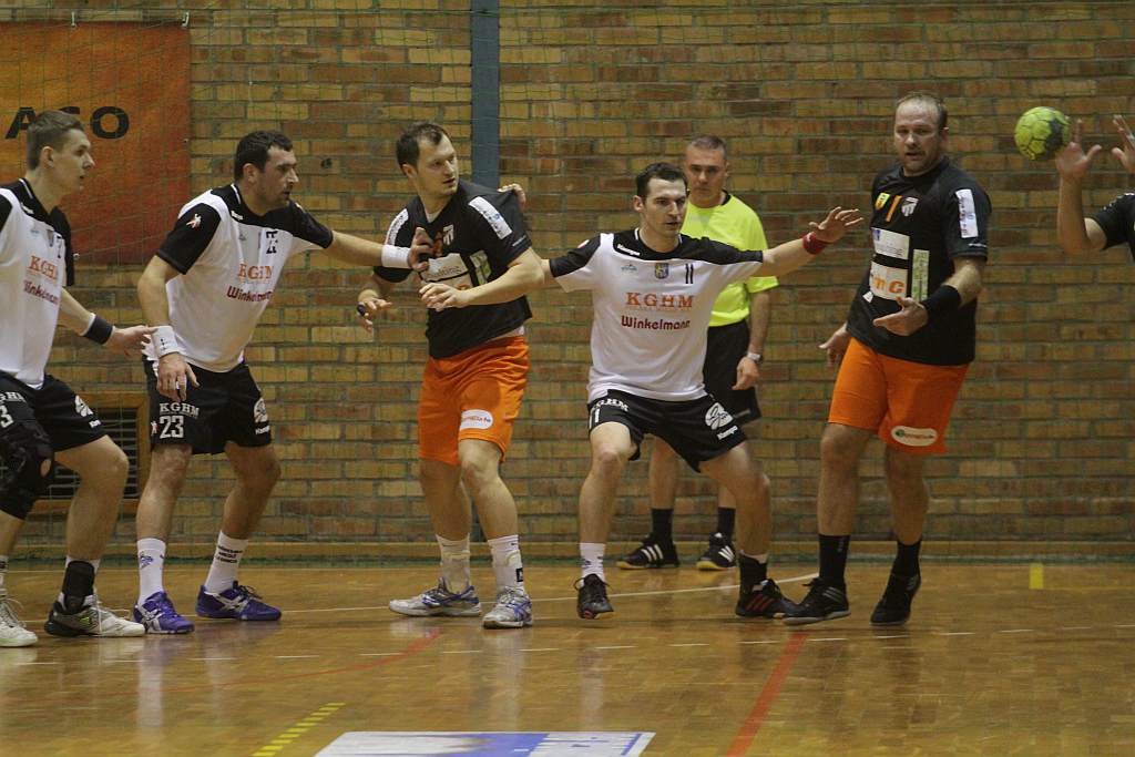Porażka Siódemki Miedź z Powenem Zabrze