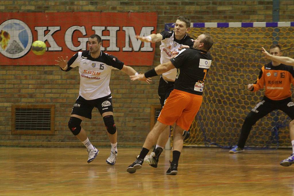 Porażka Siódemki Miedź z Powenem Zabrze
