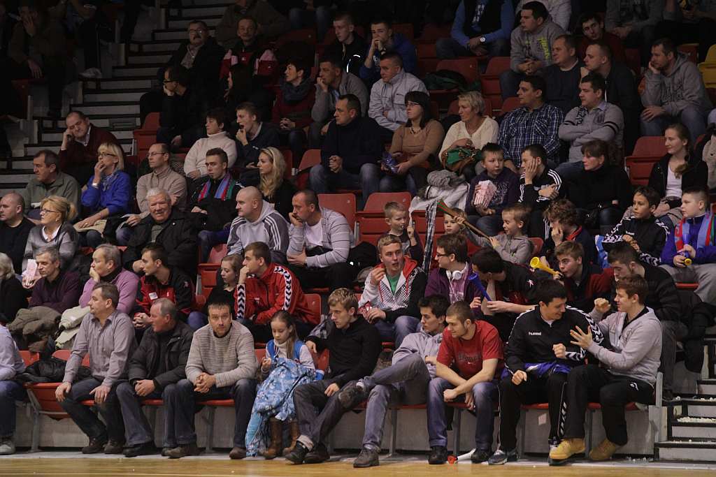 Porażka Siódemki Miedź z Powenem Zabrze