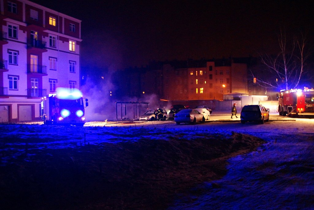 Pożar samochodu przy ulicy Jaworzyńskiej