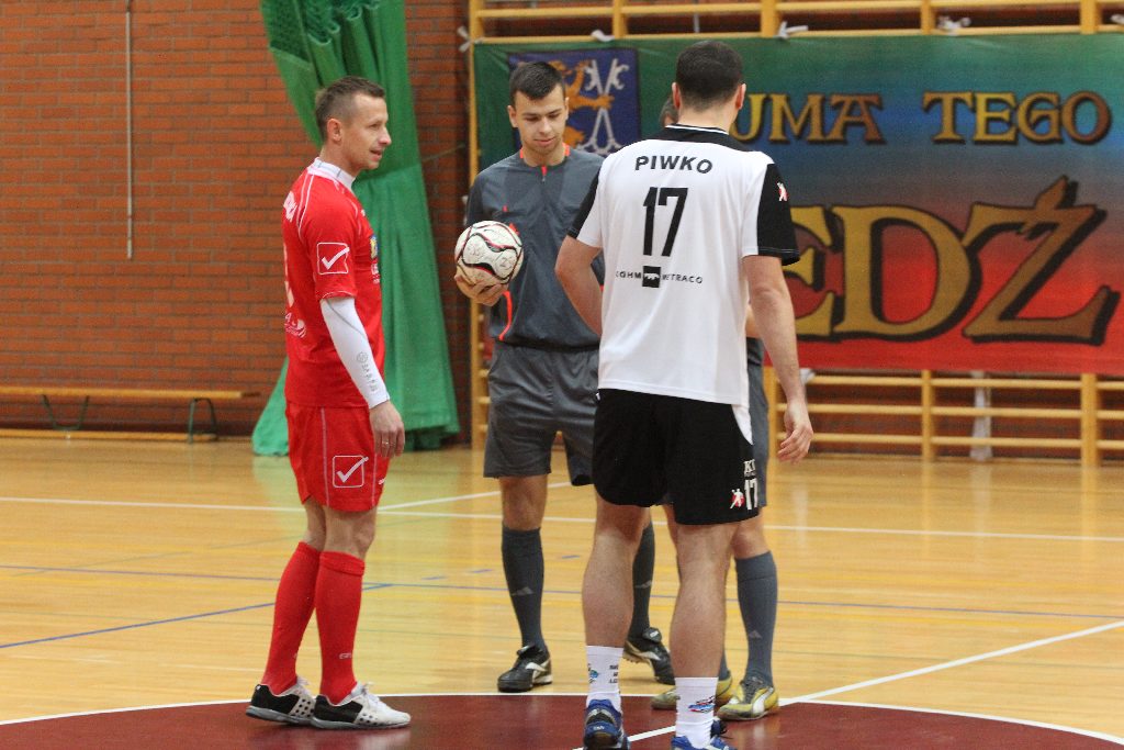Świąteczny Turniej Charytatywny cz1