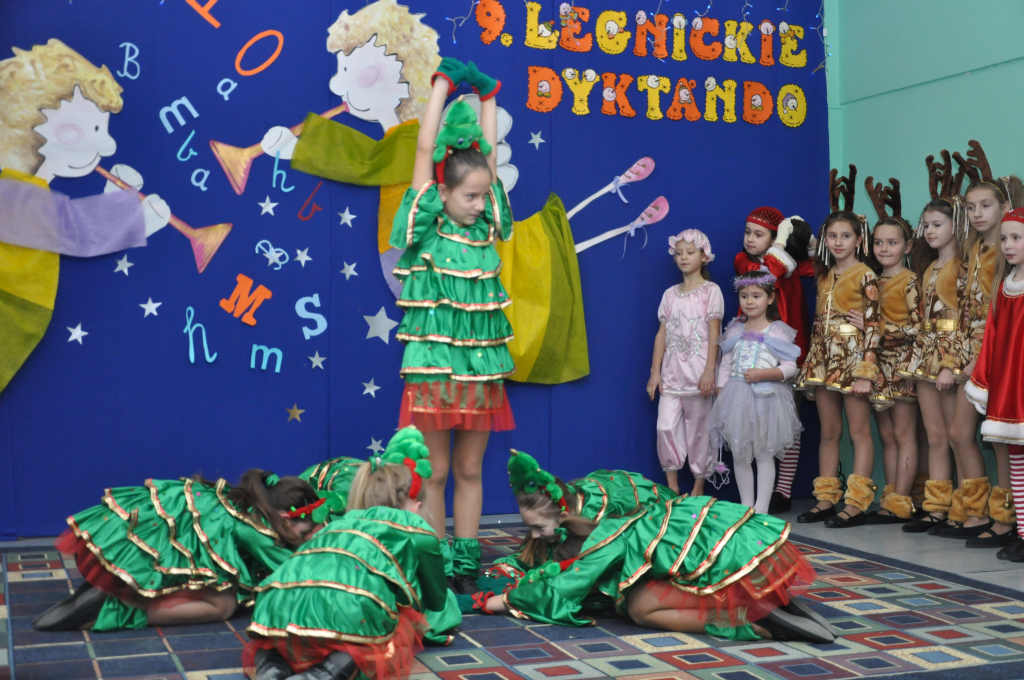 Program artystyczny na zakończenie dyktanda