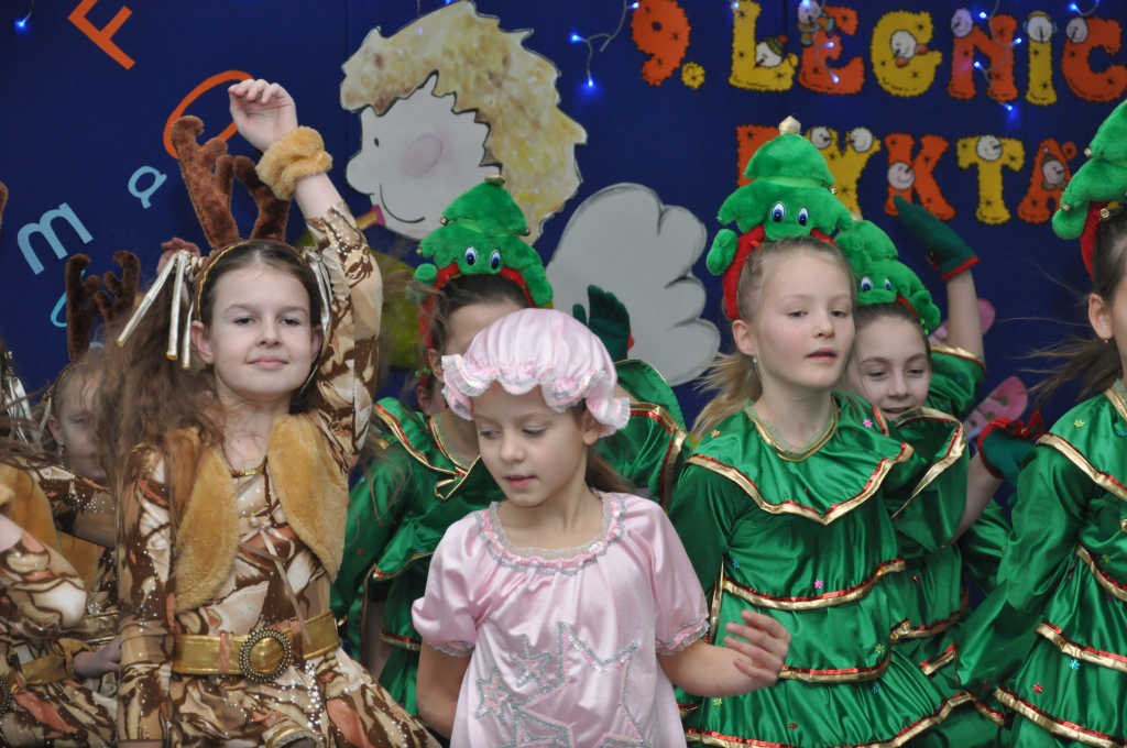 Program artystyczny na zakończenie dyktanda